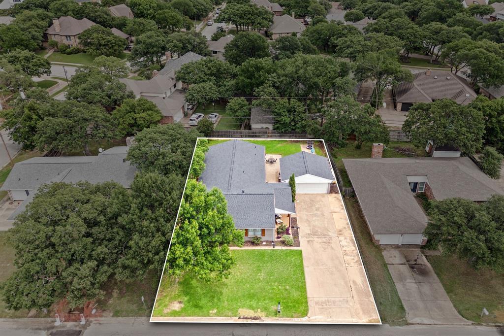 1764 Brown Trail