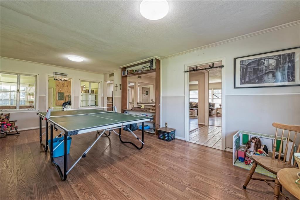 Lewis TR - Residential