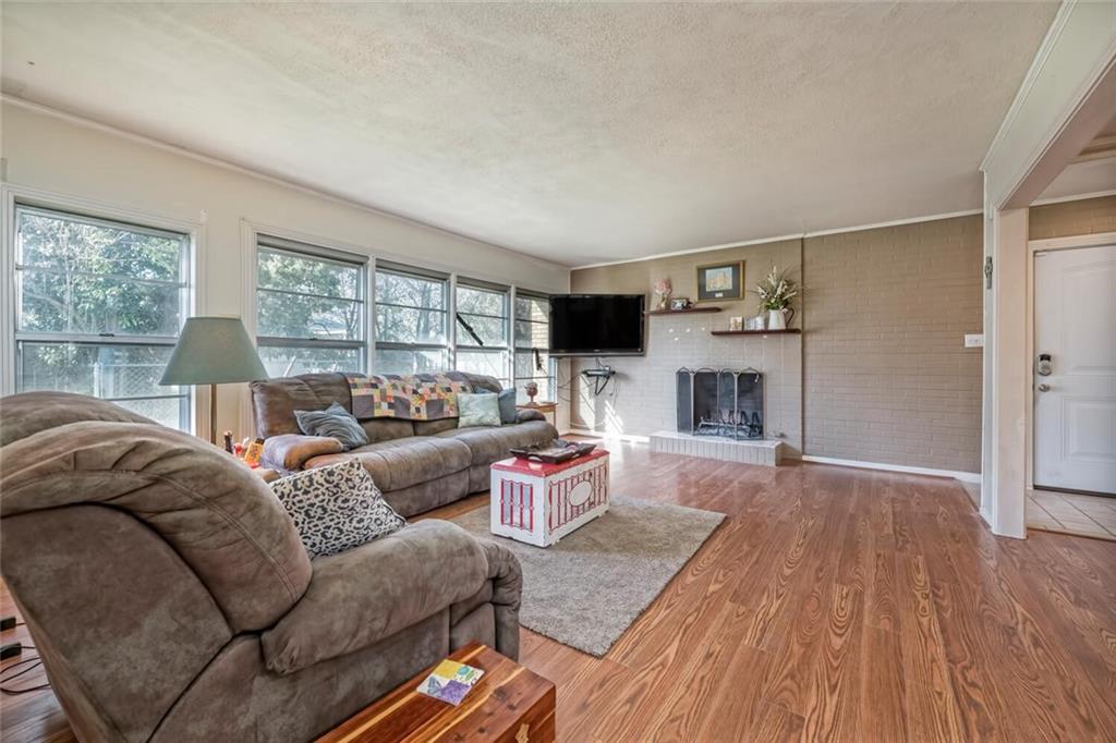 Lewis TR - Residential