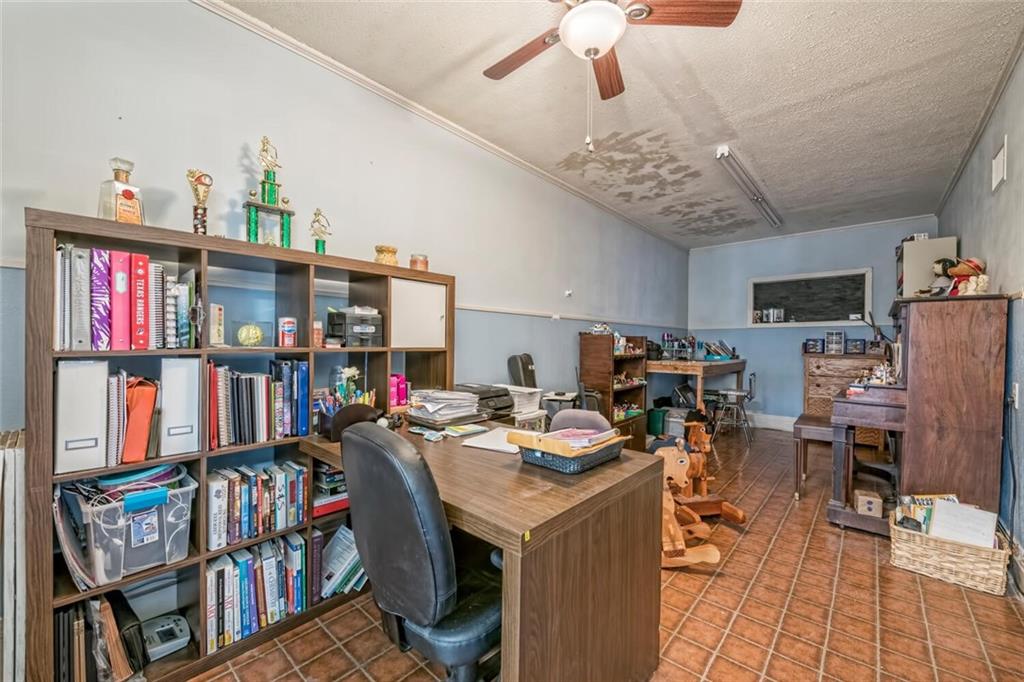 Lewis TR - Residential