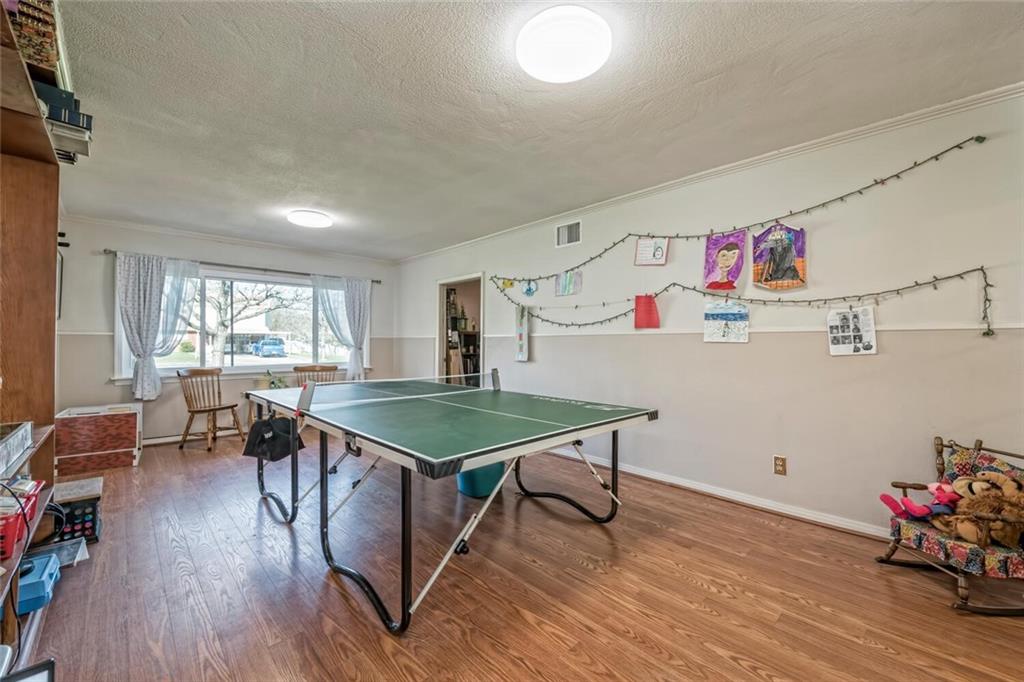 Lewis TR - Residential