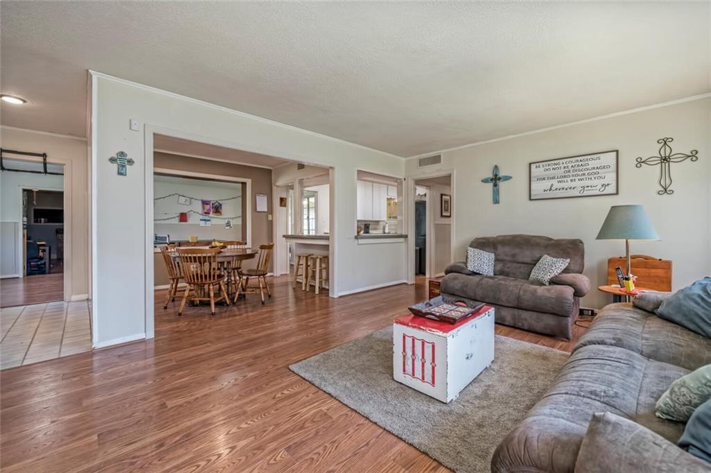 Lewis TR - Residential