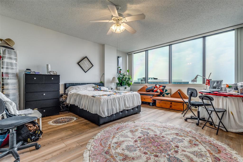 Bonaventure Condo - Residential