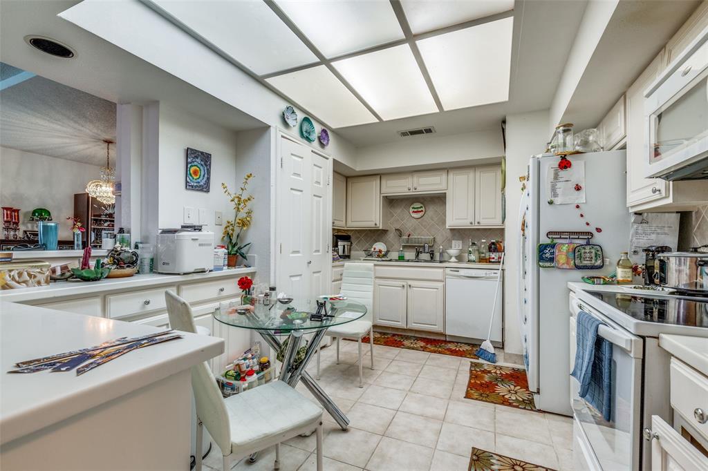 Bonaventure Condo - Residential