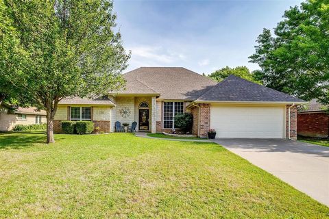 725 Bluebird Street Fort Worth TX 76140
