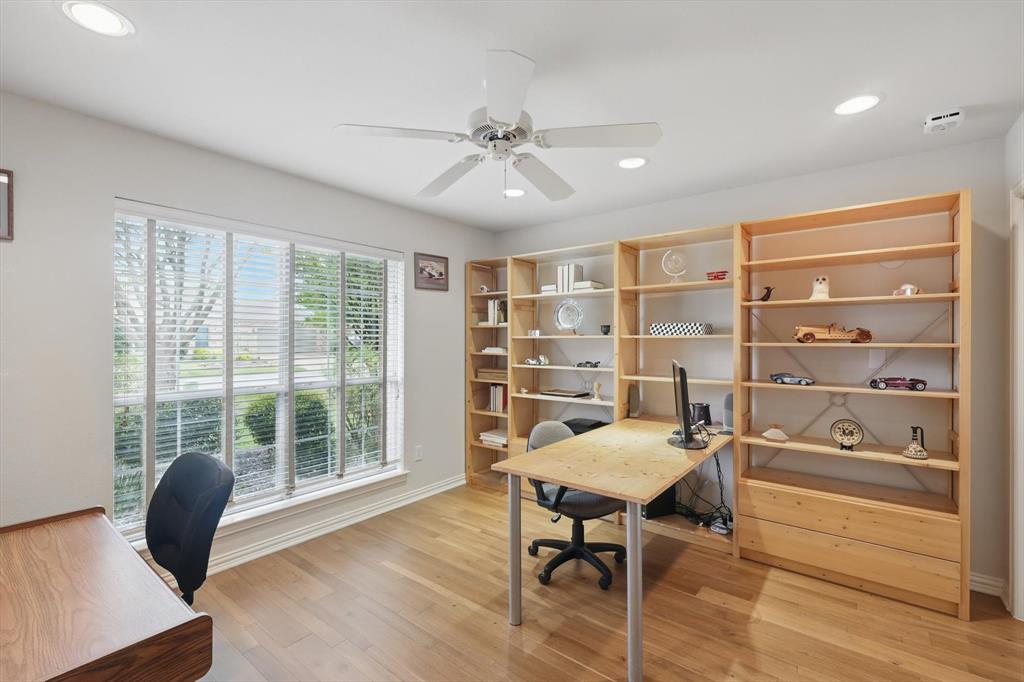 9009 Kingston Drive