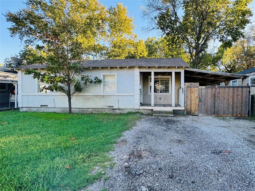 Calling all Investors - (CASH ONLY) Renovation work has commenced on this property but remains unfinished. Two bedroom, one bath home with lots of potential. Great for investor or owner wanting to make it your own. This property is conveniently situated near major highways, making commute a breeze, with easy access to downtown Dallas. The blank canvas of 7116 Bramlett beckons the skilled investor or homeowner to reimagine and revitalize it into a valued asset.