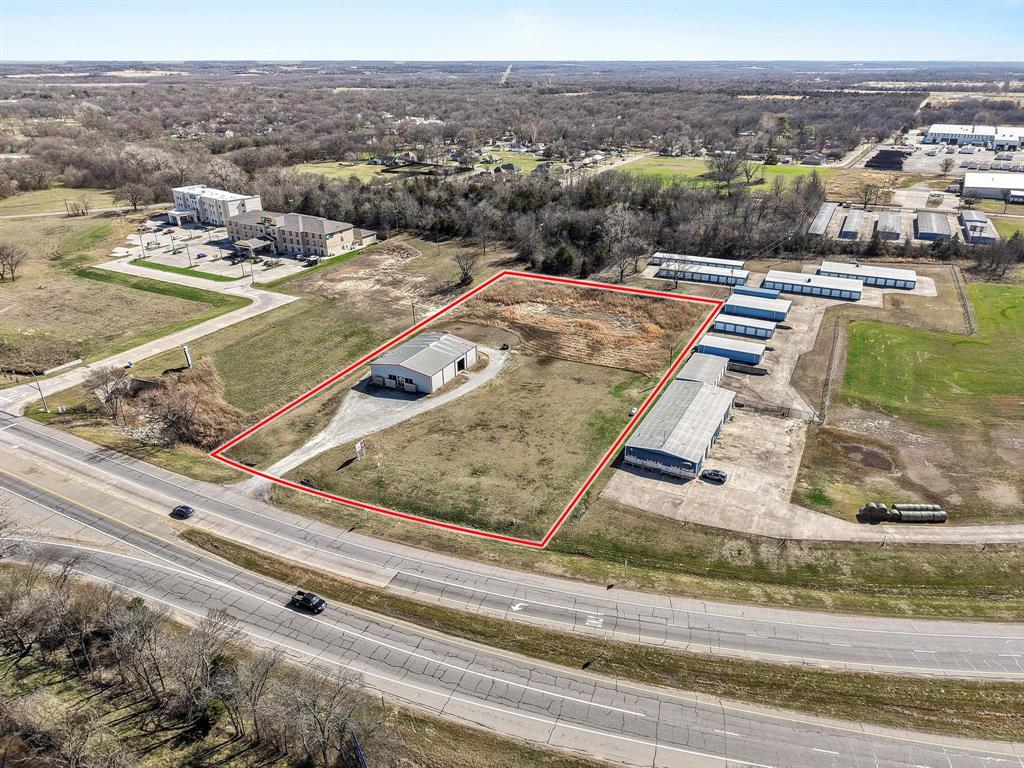 Moss Add - Commercial Sale