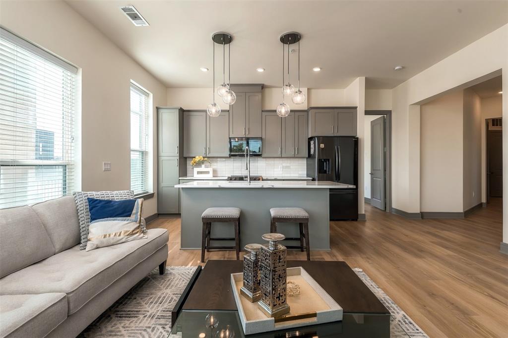 Photo of 2700 Old Denton Road #1012, Carrollton, TX 75007 (MLS # 21421059)