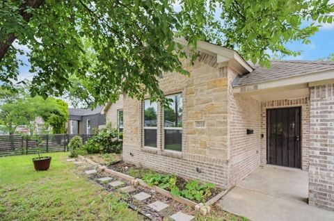 Photo of 2114 Volga Avenue, Dallas, TX 75216 (MLS # 21268773)