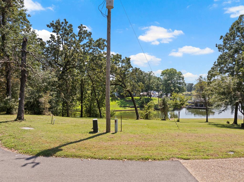 Cherokee Point - Land