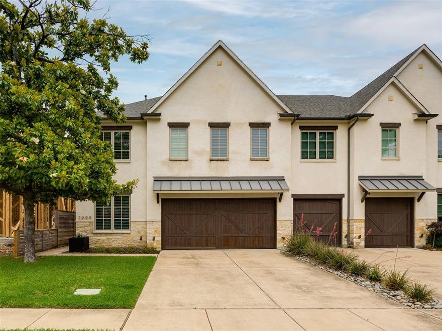 Beautiful 2017 SFA by Newport Group, situated on a peaceful street in the desirable Mockingbird Elementary area. This 3-bedroom, 3.1-bath home offers a dedicated study, low-maintenance turfed backyard, and private putting green.

Inside, hardwood floors lead into a bright, open living area designed for easy everyday living and entertaining. The kitchen features a large center island, breakfast bar seating, double ovens, six-burner cooktop, spacious pantry, views of the backyard, and direct access to the oversized attached garage.

The second floor includes a generous laundry room, well-sized secondary bedrooms with private baths, and a spacious primary retreat with a large walk-in closet, dual vanities, separate shower, and soaking tub. Fresh, polished, and move-in ready.