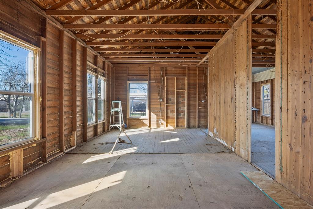 818 N 9th Street