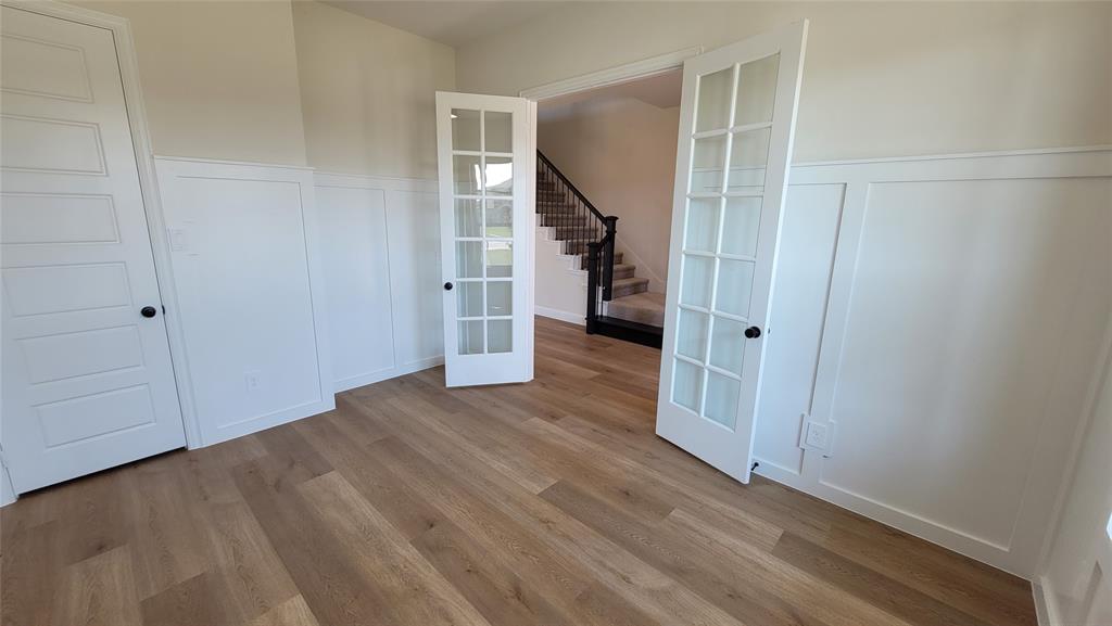 Crystal Lk - Residential