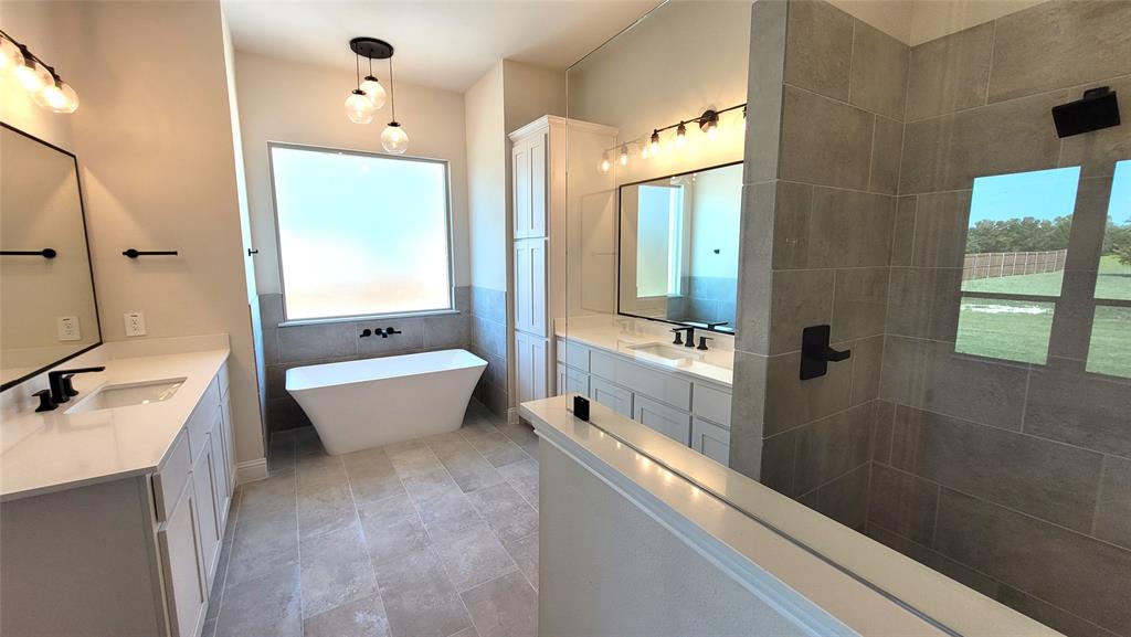 Crystal Lk - Residential