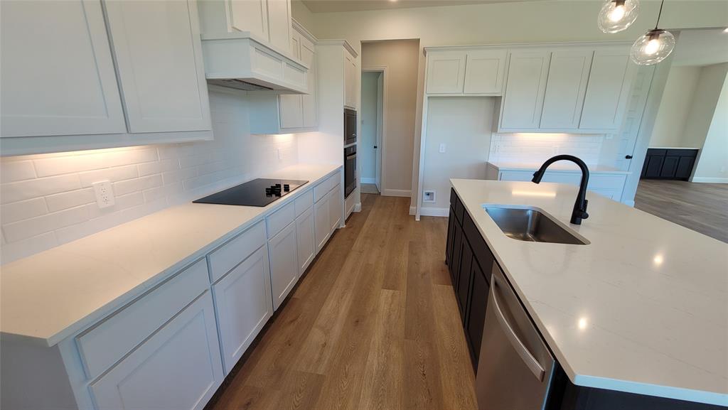 Crystal Lk - Residential