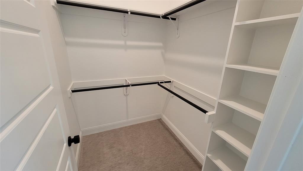 Crystal Lk - Residential