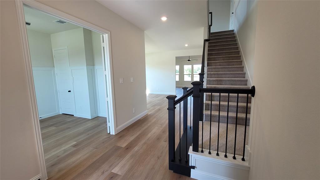 Crystal Lk - Residential