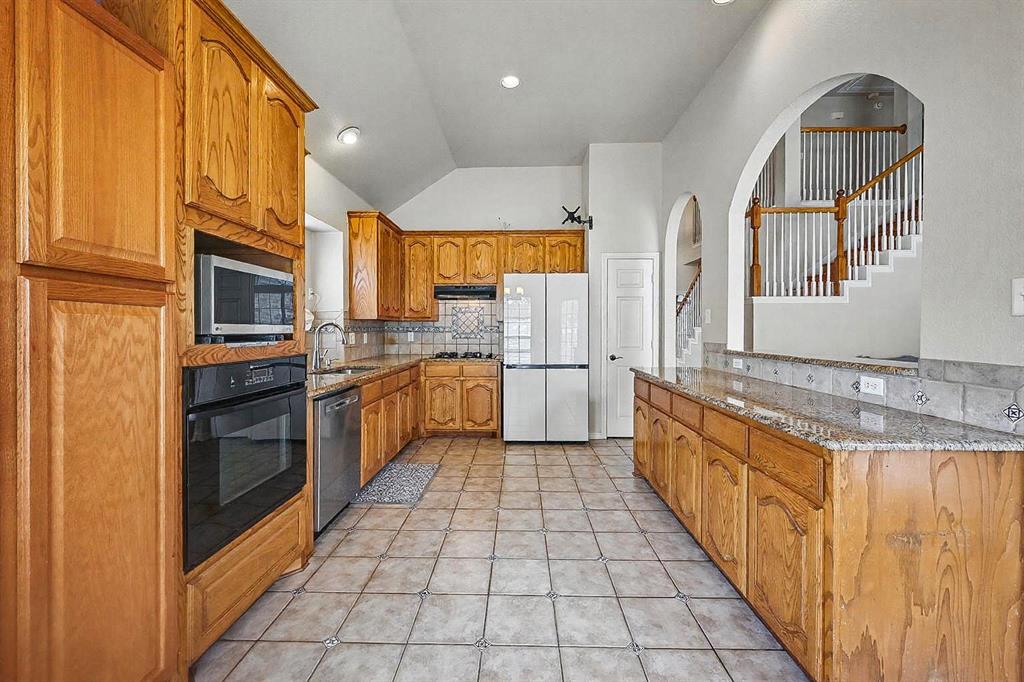 Arlington, Texas 76002, United States, 5 Bedrooms Bedrooms, ,3 BathroomsBathrooms,Residential,Active,146322