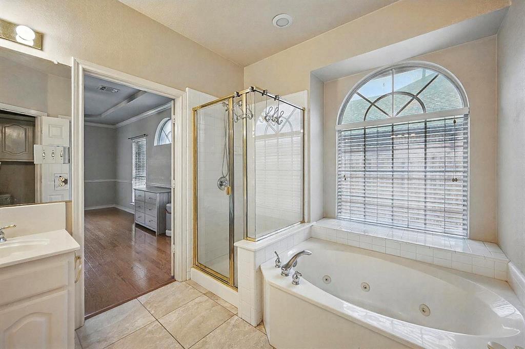 Arlington, Texas 76002, United States, 5 Bedrooms Bedrooms, ,3 BathroomsBathrooms,Residential,Active,146322