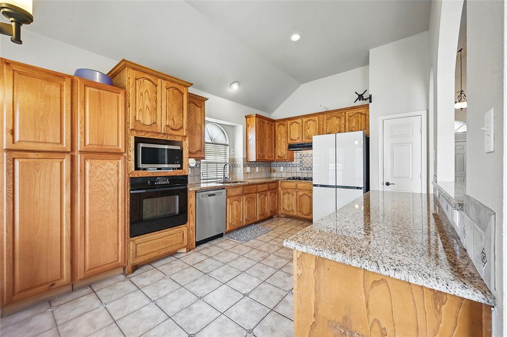 Arlington, Texas 76002, United States, 5 Bedrooms Bedrooms, ,3 BathroomsBathrooms,Residential,Active,146322