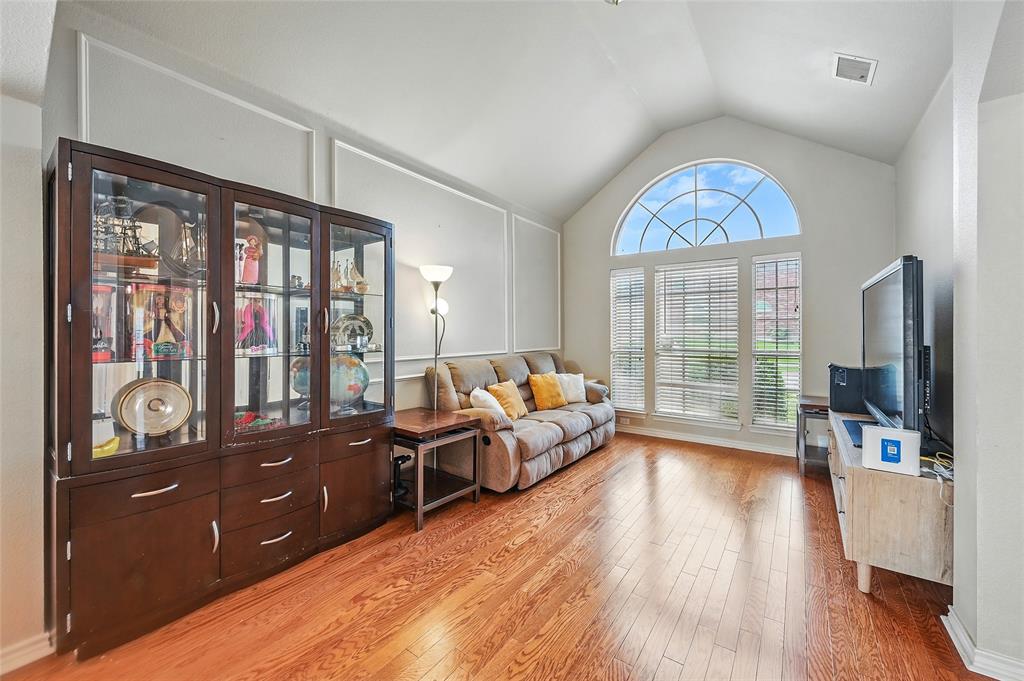 Arlington, Texas 76002, United States, 5 Bedrooms Bedrooms, ,3 BathroomsBathrooms,Residential,Active,146322