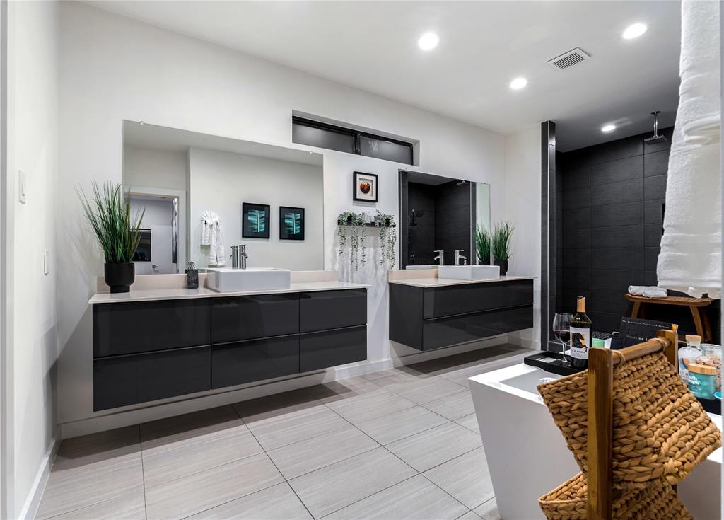 Newport Villas Mobile Cb - Residential