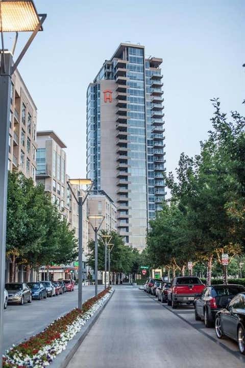 Photo of 2200 Victory Avenue #707, Dallas, TX 75219 (MLS # 21309516)