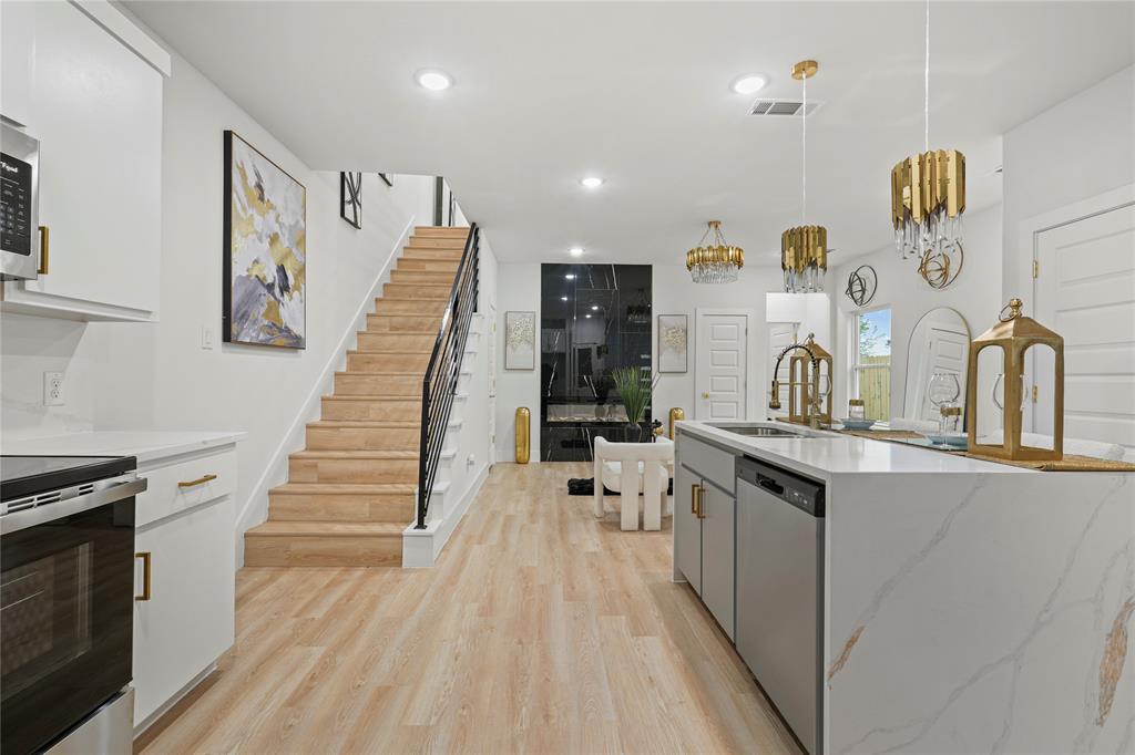 Ervay Place - Residential