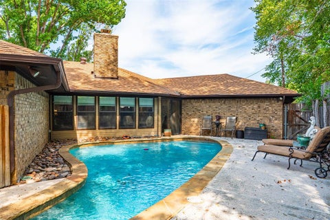 Tiny photo for 1903 Moody Court, Arlington, TX 76012 (MLS # 21392818)