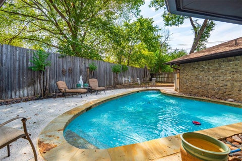 Tiny photo for 1903 Moody Court, Arlington, TX 76012 (MLS # 21392818)