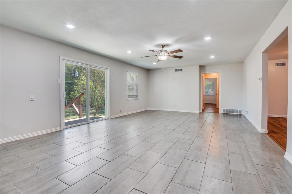 Glenview NO 15 - Residential