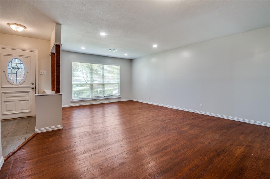 5718 Trailwood Drive