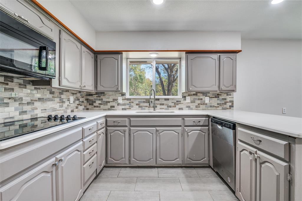 Glenview NO 15 - Residential