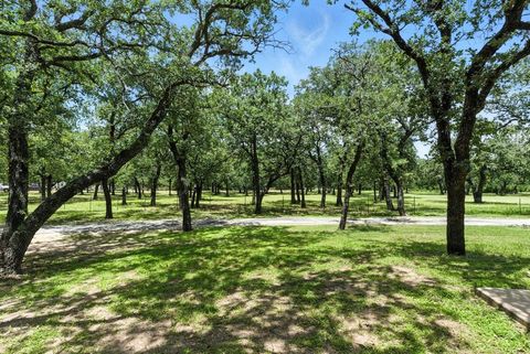 Tiny photo for 792 County Road 474, Stephenville, TX 76401 (MLS # 21101670)