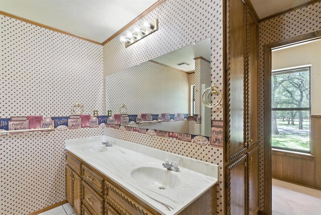 Wooded Oaks Add - Residential