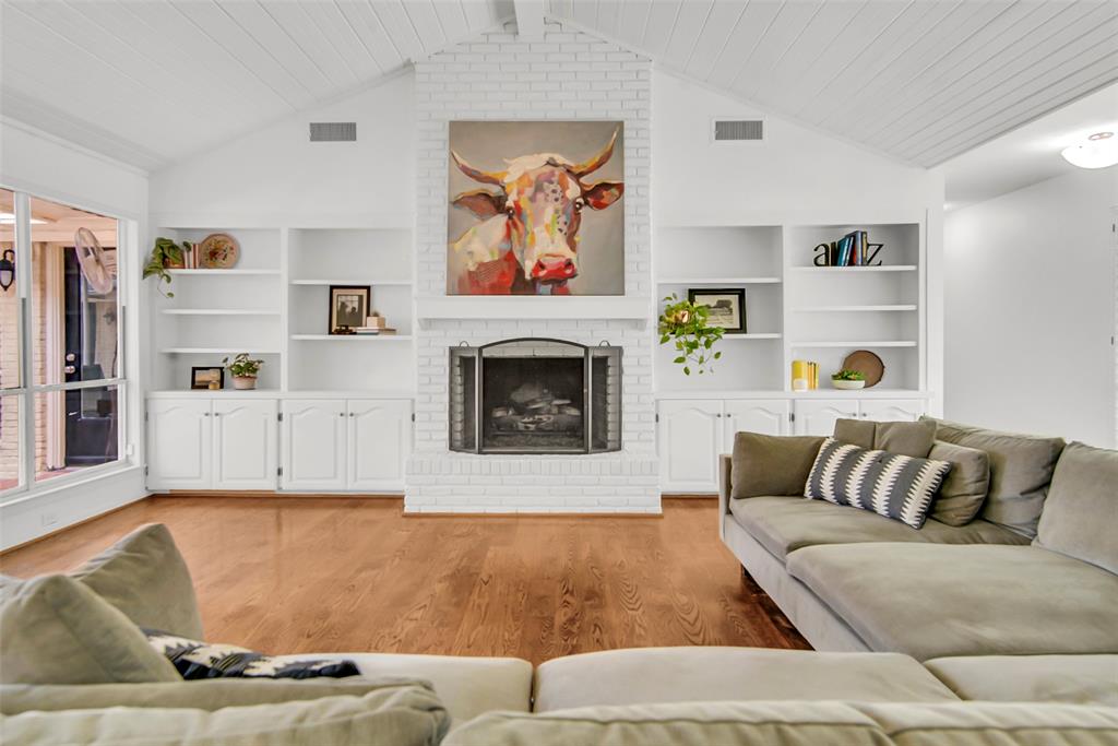 9318 Trail Hill Drive