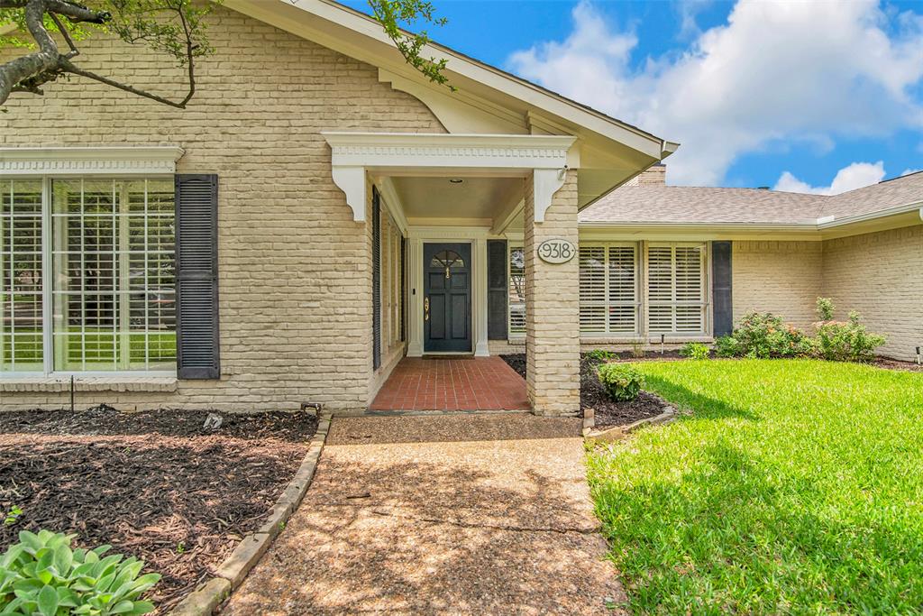 9318 Trail Hill Drive