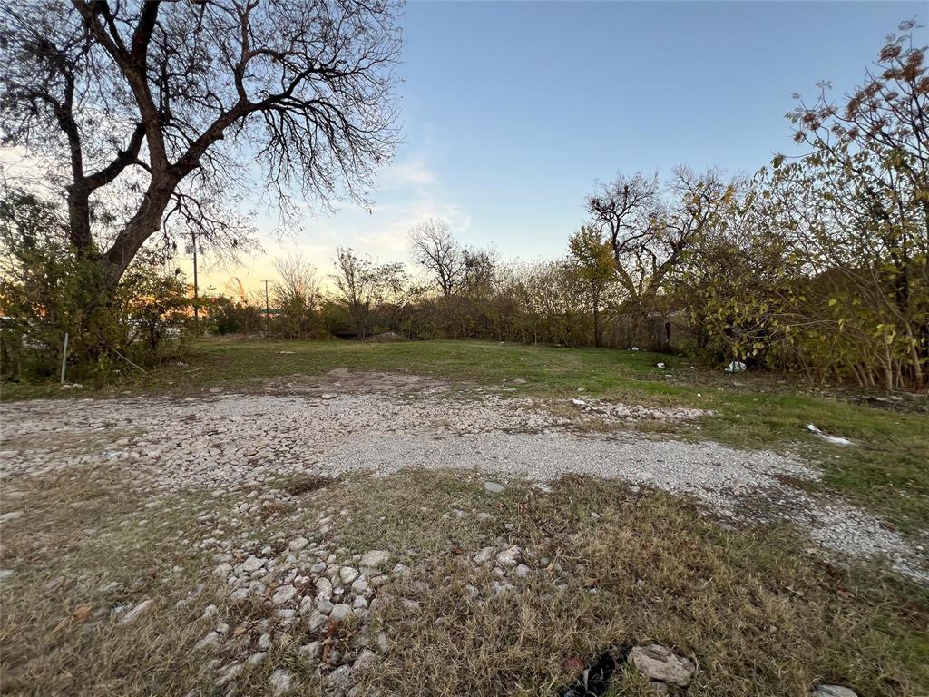 Dowes W Tpke & Hardwick - Commercial Sale