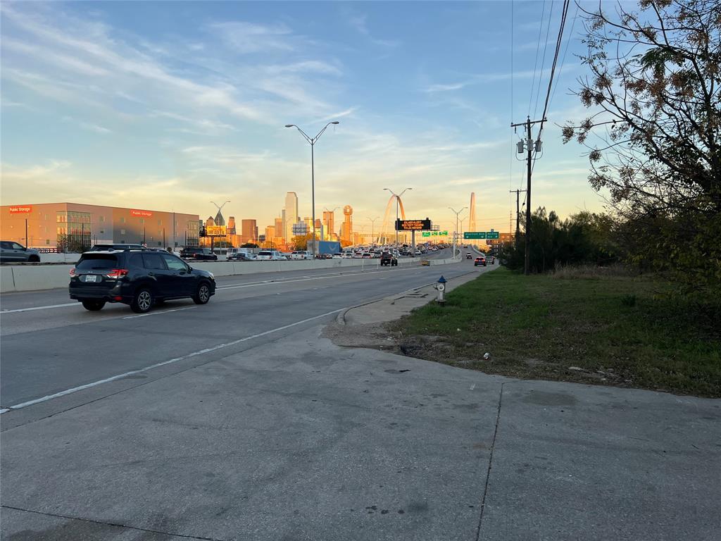 Dowes W Tpke & Hardwick - Commercial Sale