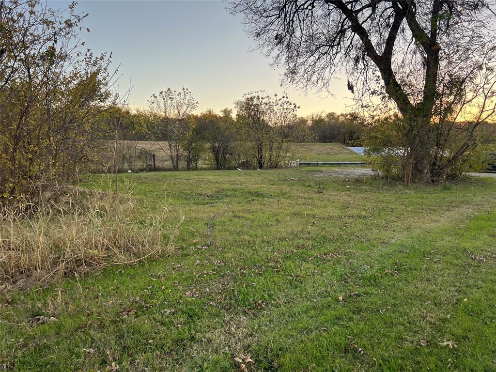 Dowes W Tpke & Hardwick - Commercial Sale