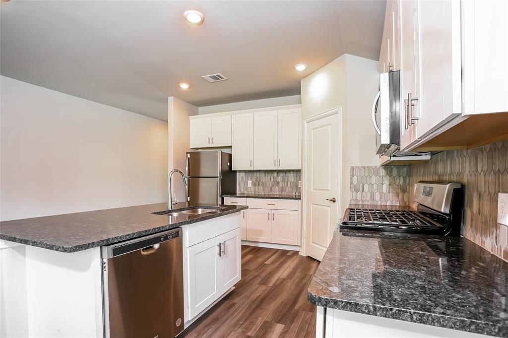 Frost Farm - Residential Lease