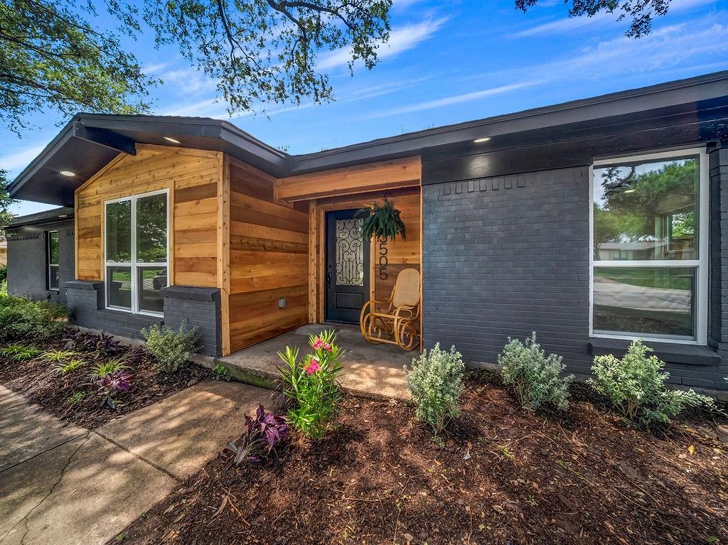 3505 Morningstar Lane