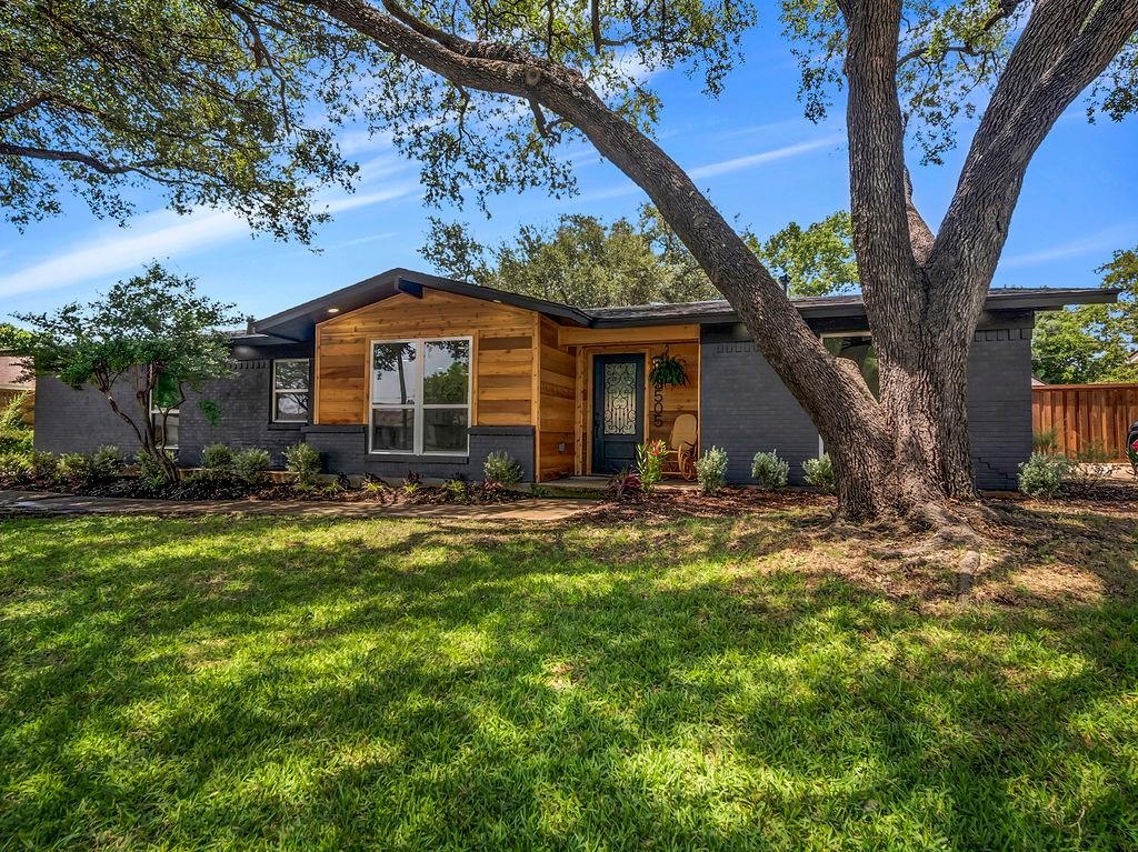 3505 Morningstar Lane