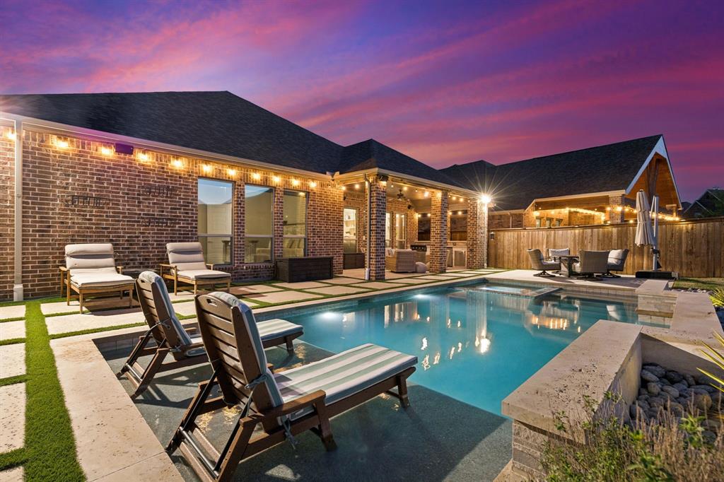 7705 Chapman Circle