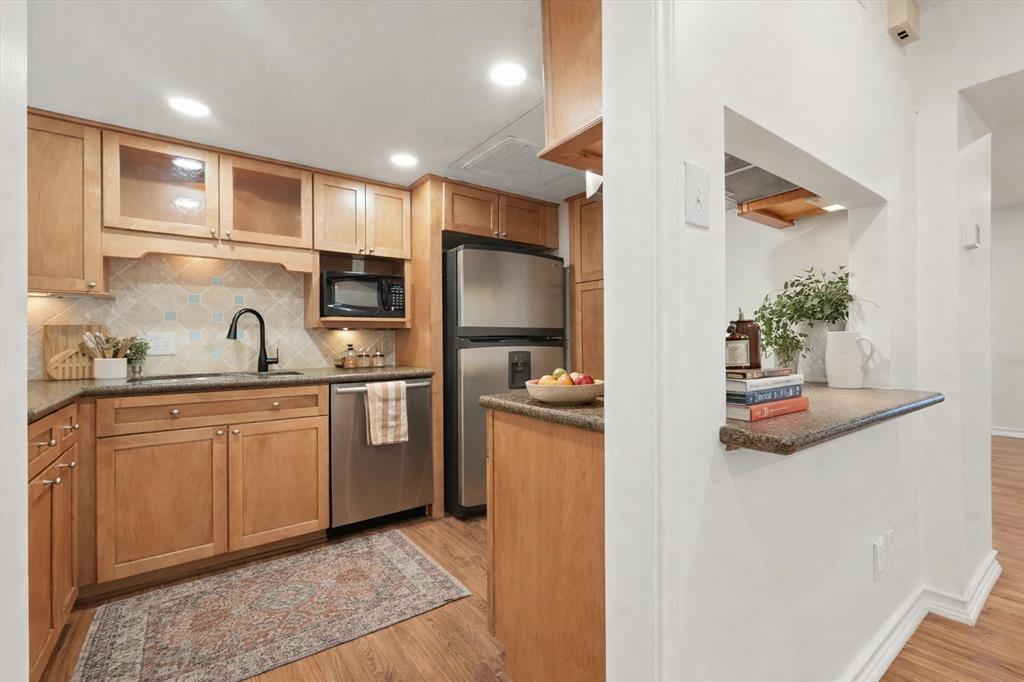 6466 Bordeaux Avenue 6466