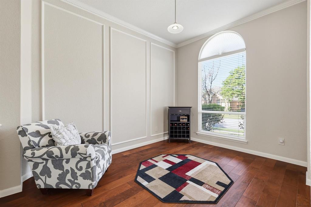 2865 Crestview Drive