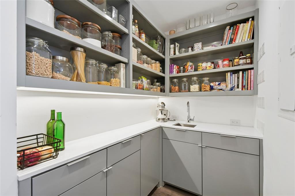 House - Residential Lease