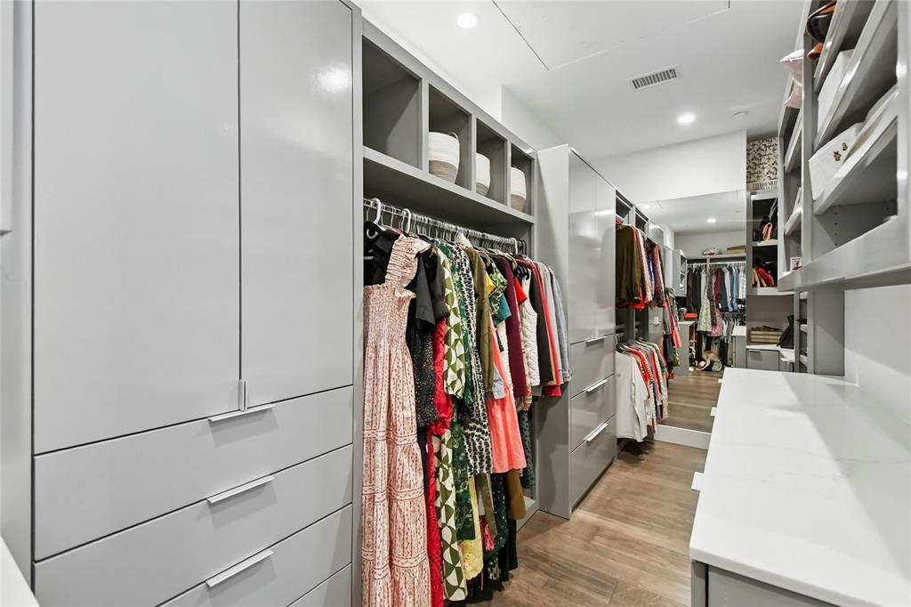 House - Residential Lease