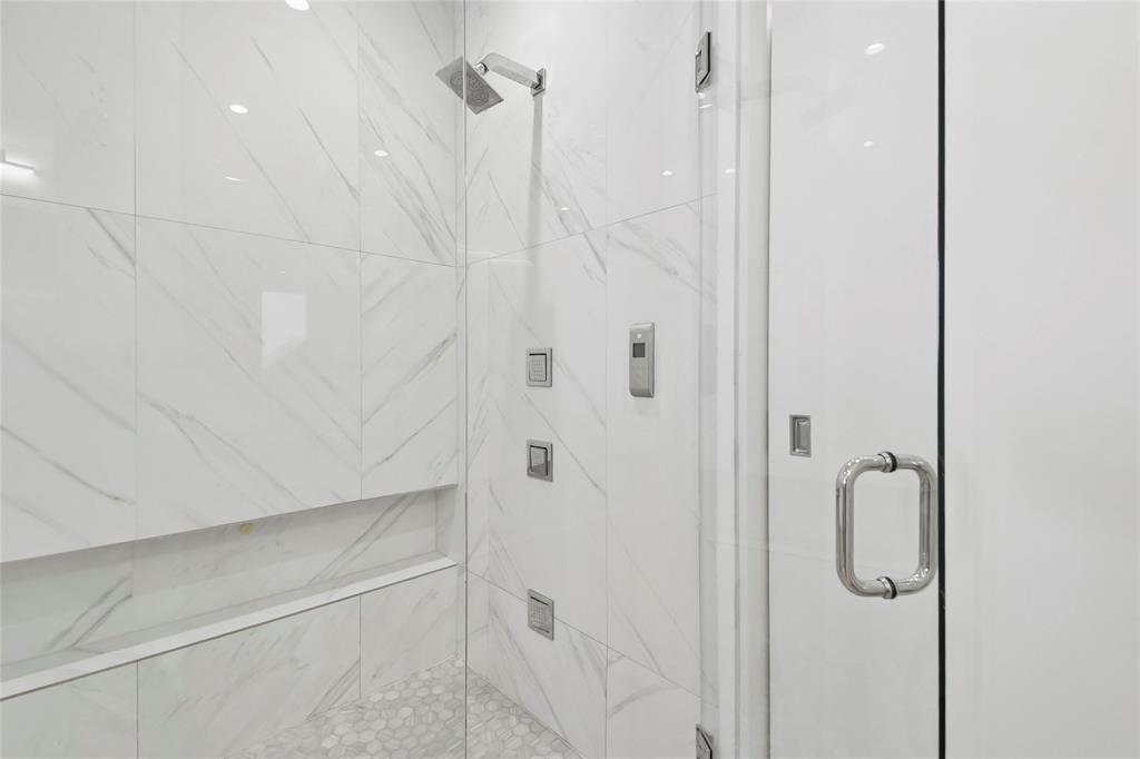 House - Residential Lease